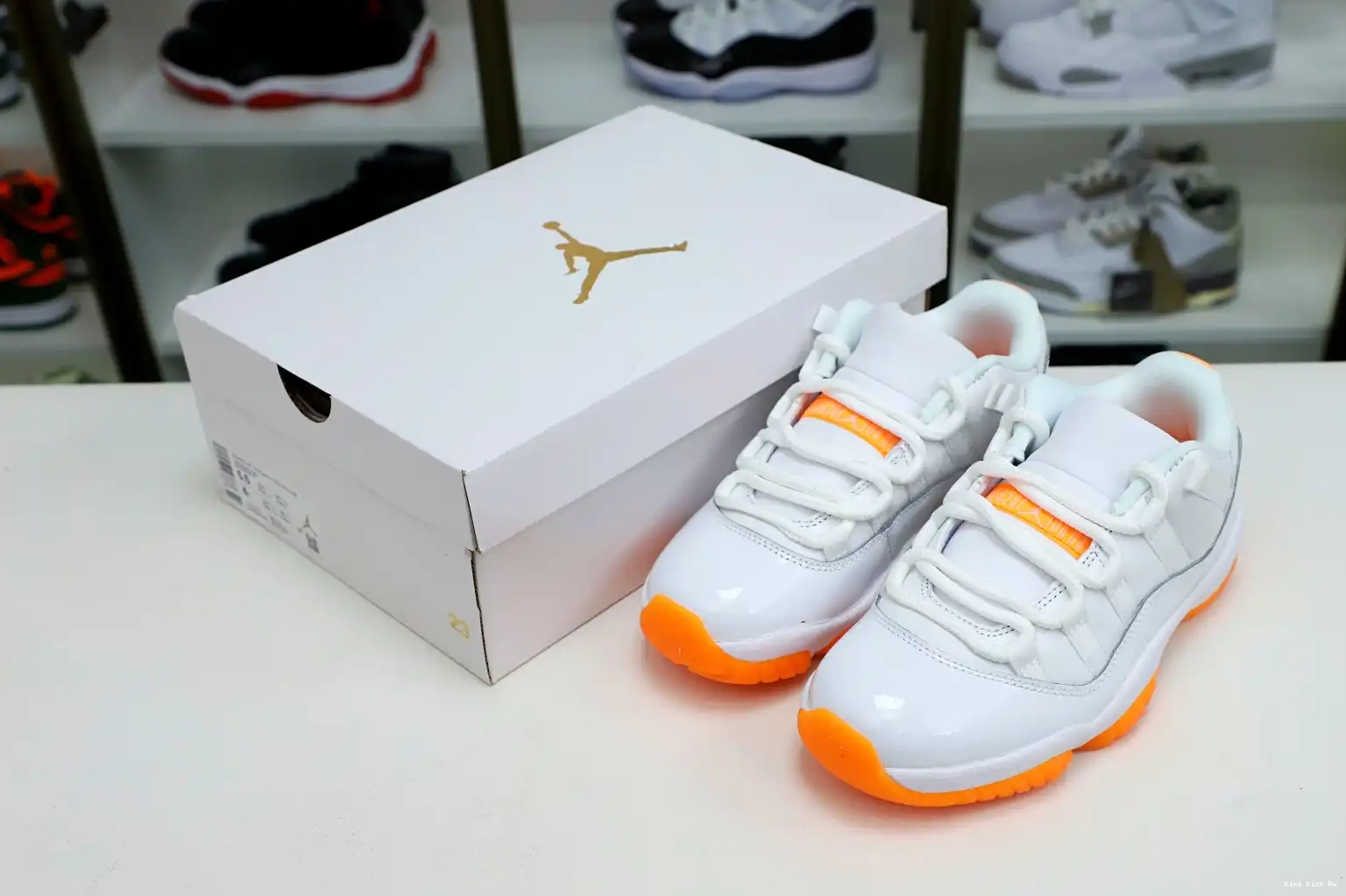 CITRUS' Kimikick RETRO 11 AIR 'BRIGHT LOW JORDAN WMNS 0813